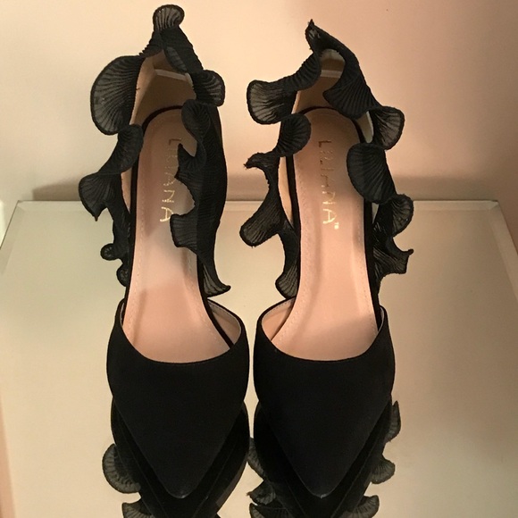 NWB Faux suede pointy toe ruffle back stilettos - Picture 5 of 6
